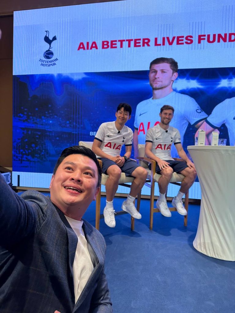 Picture of Vincent with our special guests during the charity lunch event